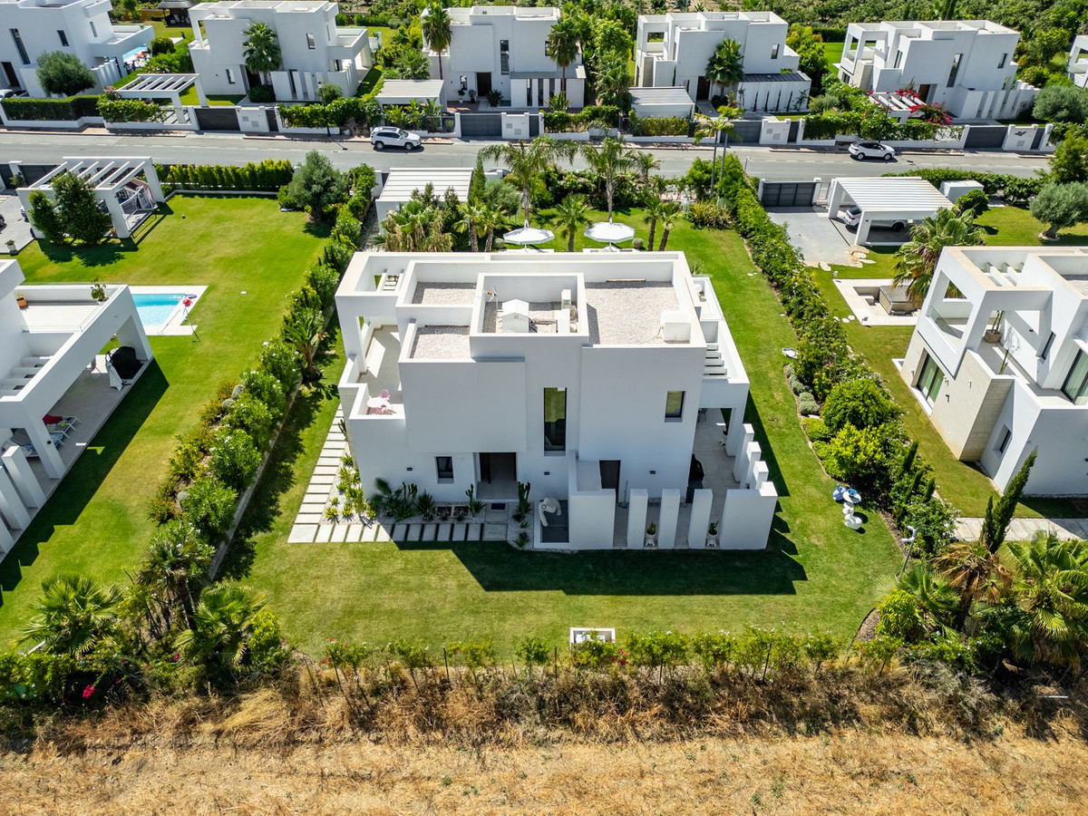 4155b203fdfbef5a65bed3cac76167a4 - 44