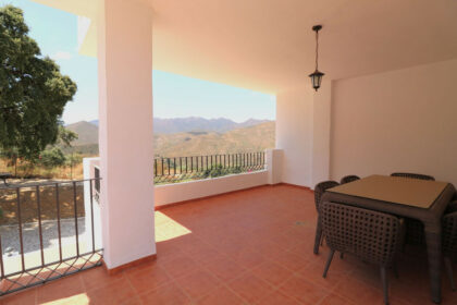 418ff17c889b9135ab0a97c946670ecf - 21