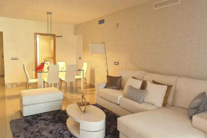 420988bf77abdb7b8b263fa971047c97 - 2