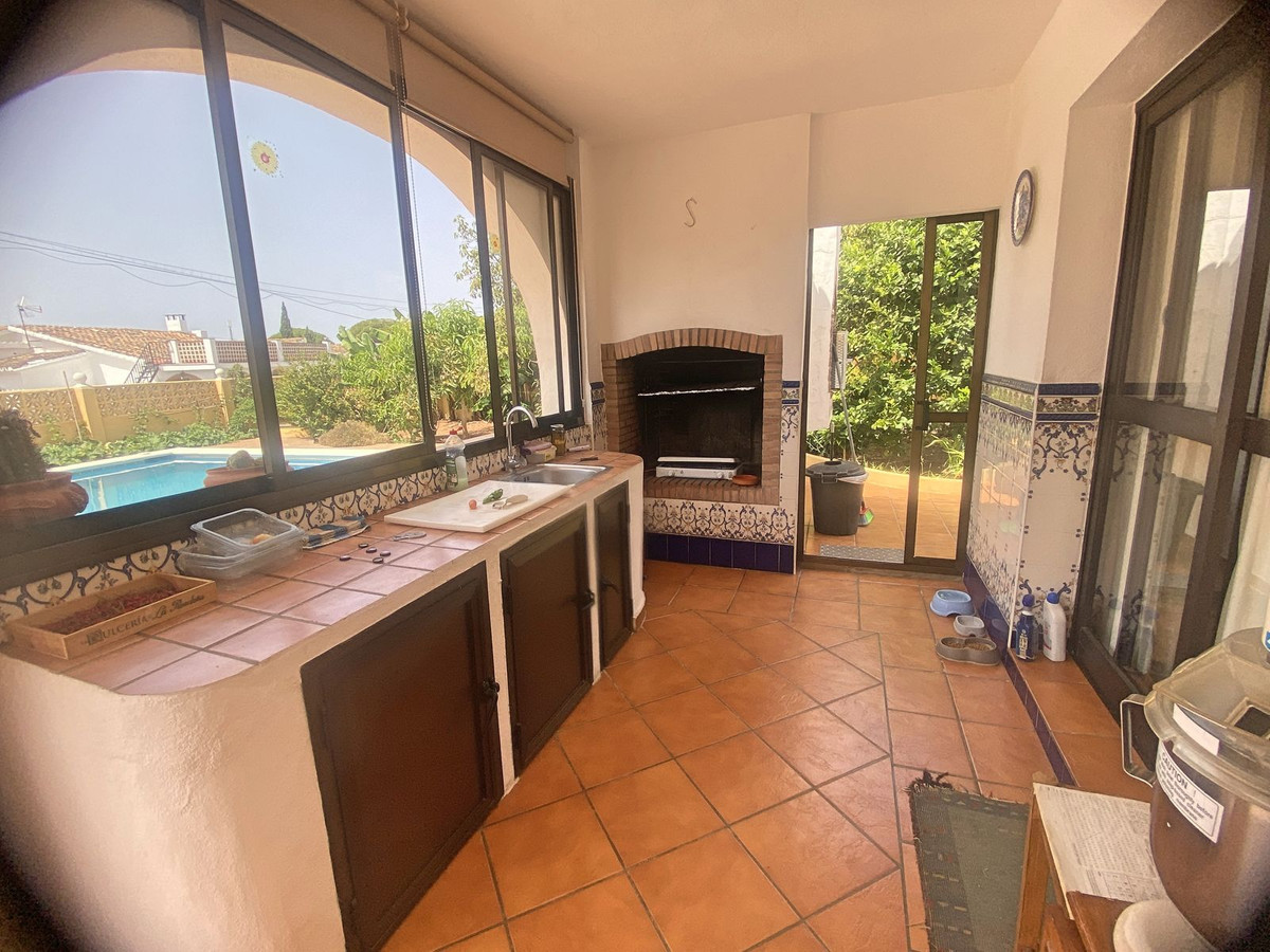 45e48118d29ccbb8a96cc081afc4f7ae - 11