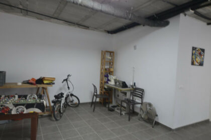 465804b1815539b9c92977d1f301d6c1 - 32