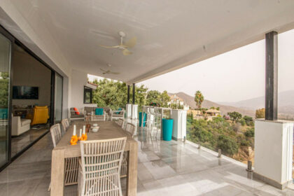 48588e06d18418b551cb16c5245c580c - 16