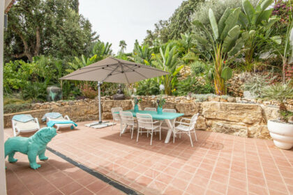 48588e06d18418b551cb16c5245c580c - 18