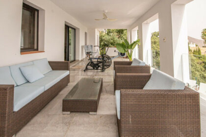 48588e06d18418b551cb16c5245c580c - 25