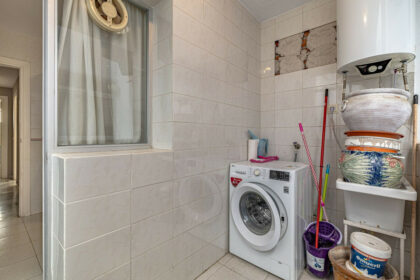 4b0c6a2b24a8541e7246c5ddee79c4ee - 18