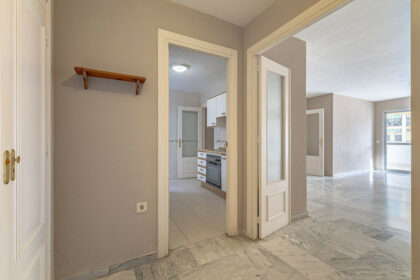 4b0c6a2b24a8541e7246c5ddee79c4ee - 2