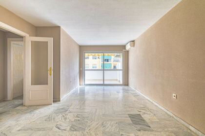 4b0c6a2b24a8541e7246c5ddee79c4ee - 4