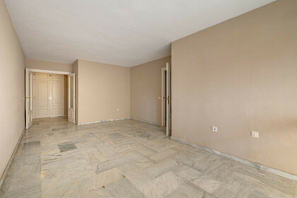 4b0c6a2b24a8541e7246c5ddee79c4ee - 5