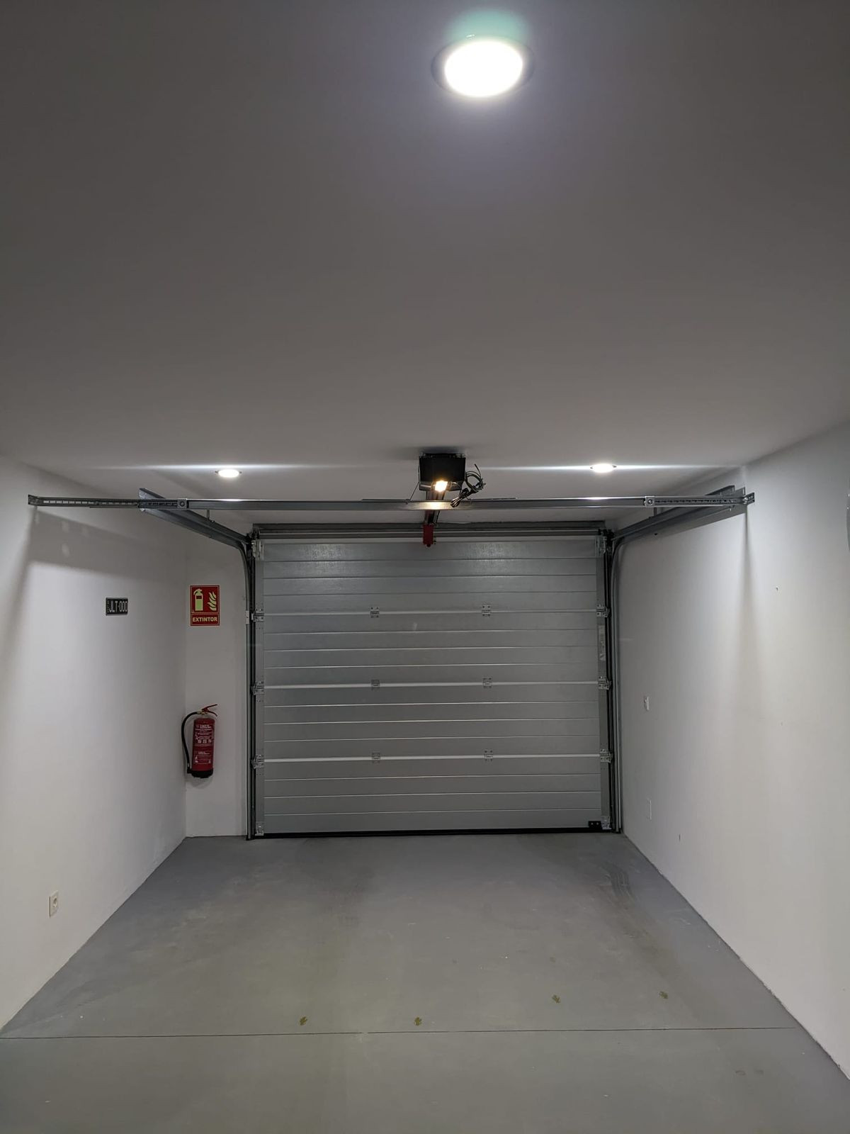 4bc4089c663ffcaa0f0e0e68abc4185c - 34