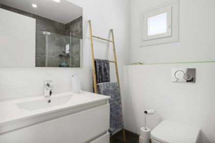 4bc4089c663ffcaa0f0e0e68abc4185c - 9