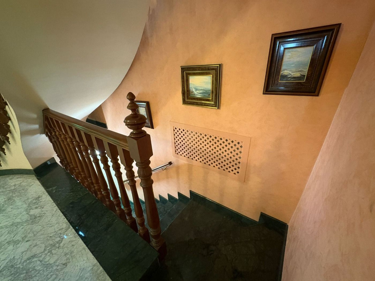 4c4f65cd2b5f28e28e15e41fb8f26487 - 43