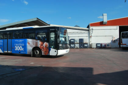 4ccda0afe1471cd57333a2f65093c577 - 4