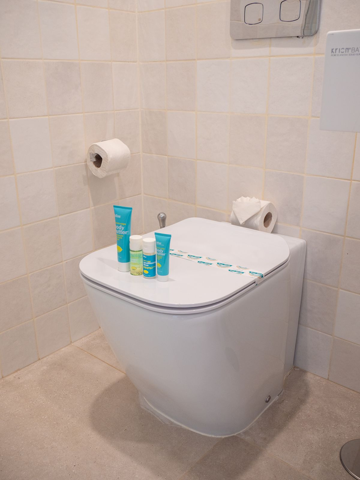 4efbab3963751b5964b8c6d909ed364f - 6