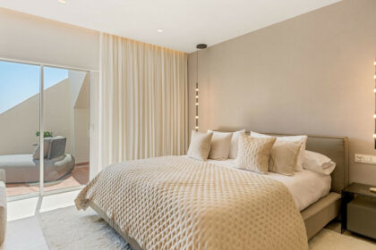 50ef83cc9f7050ab0180c5e711ce4078 - 20