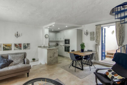 5115d2b53764f858b60c0d8638a82493 - 10