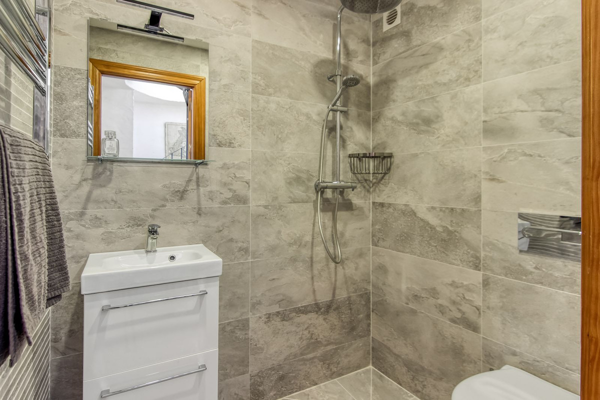 5115d2b53764f858b60c0d8638a82493 - 13