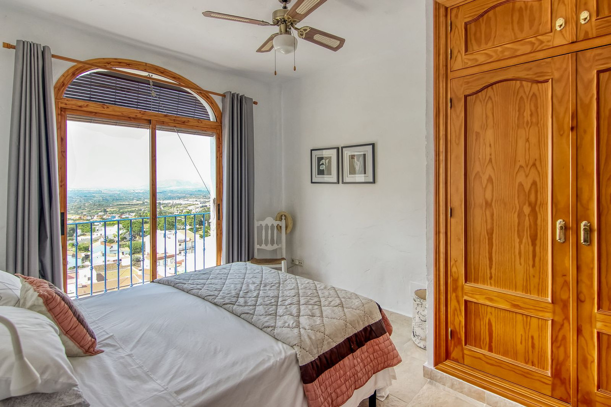 5115d2b53764f858b60c0d8638a82493 - 17