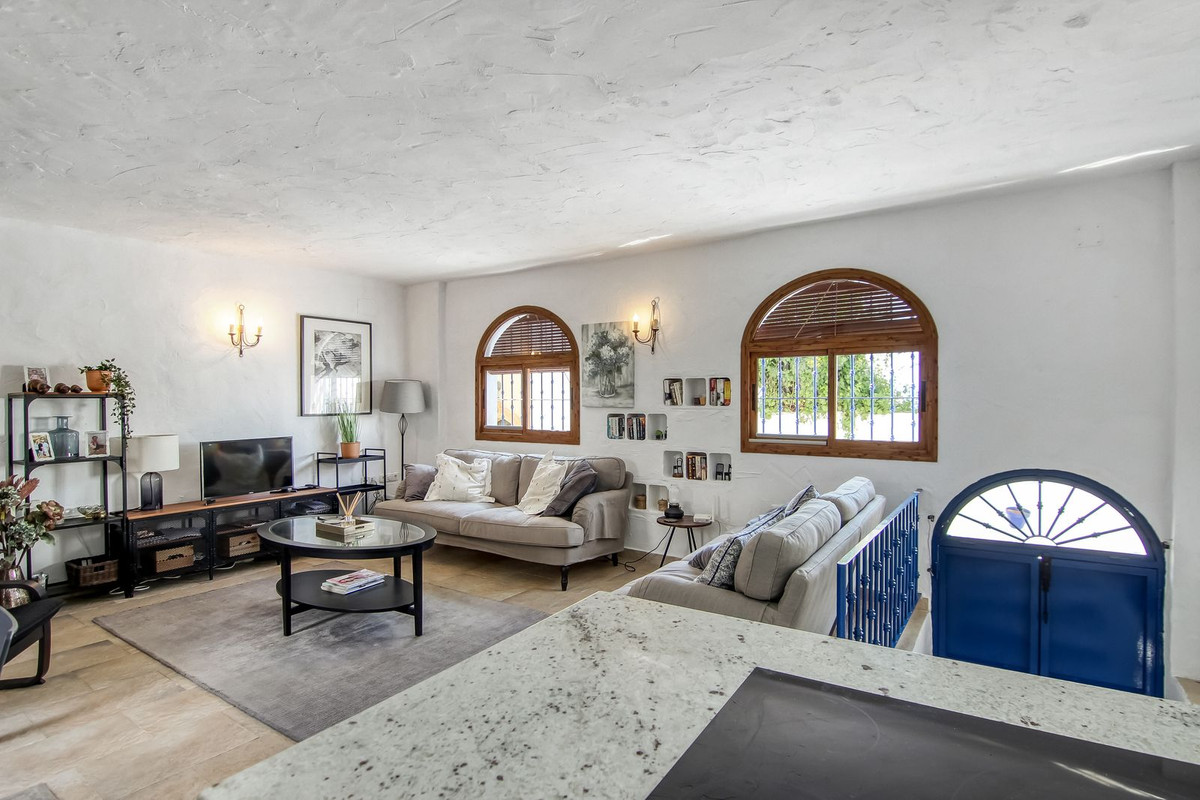 5115d2b53764f858b60c0d8638a82493 - 8