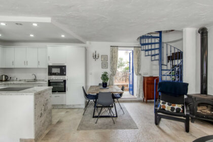 5115d2b53764f858b60c0d8638a82493 - 9