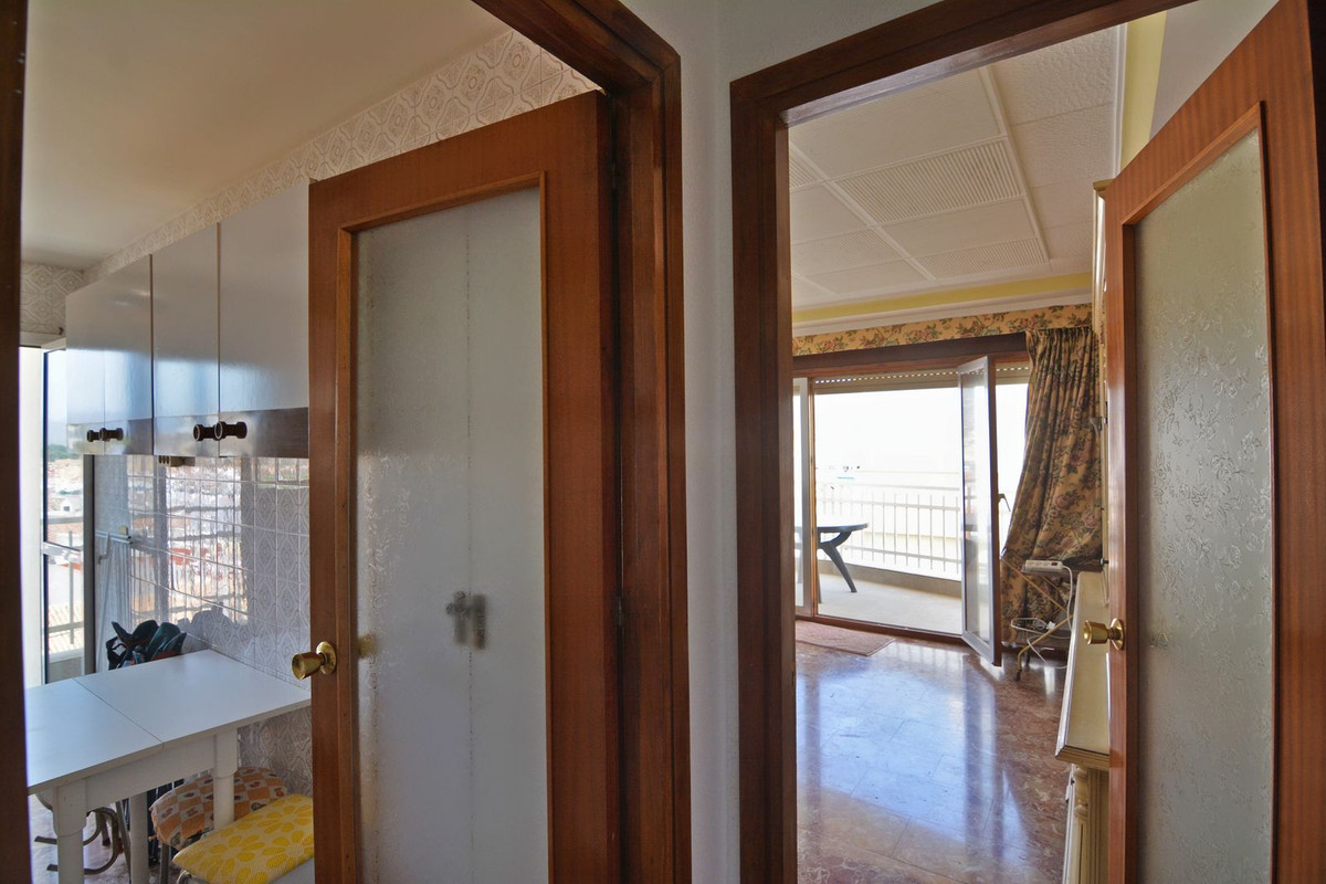 53bebf544fb8508eea123eac6dbb960b - 10