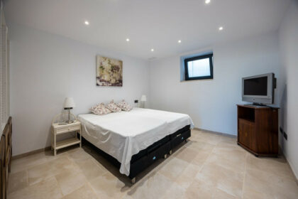 54019e5a29723007ceadc3dfff94ea7c - 46