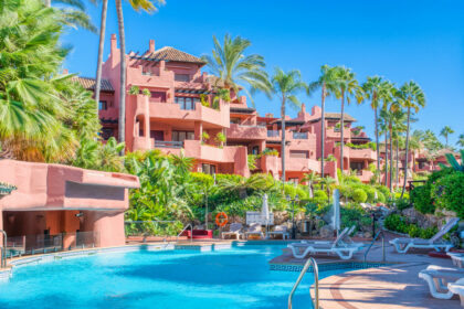 541e8043817eaae009bfc7f7ebe38f0e - 35