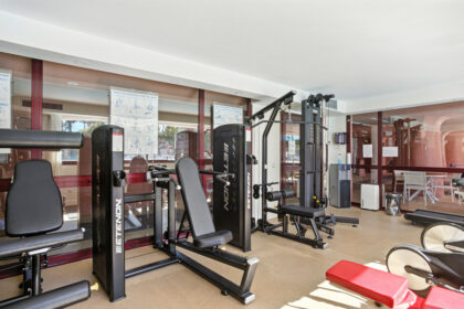 541e8043817eaae009bfc7f7ebe38f0e - 43