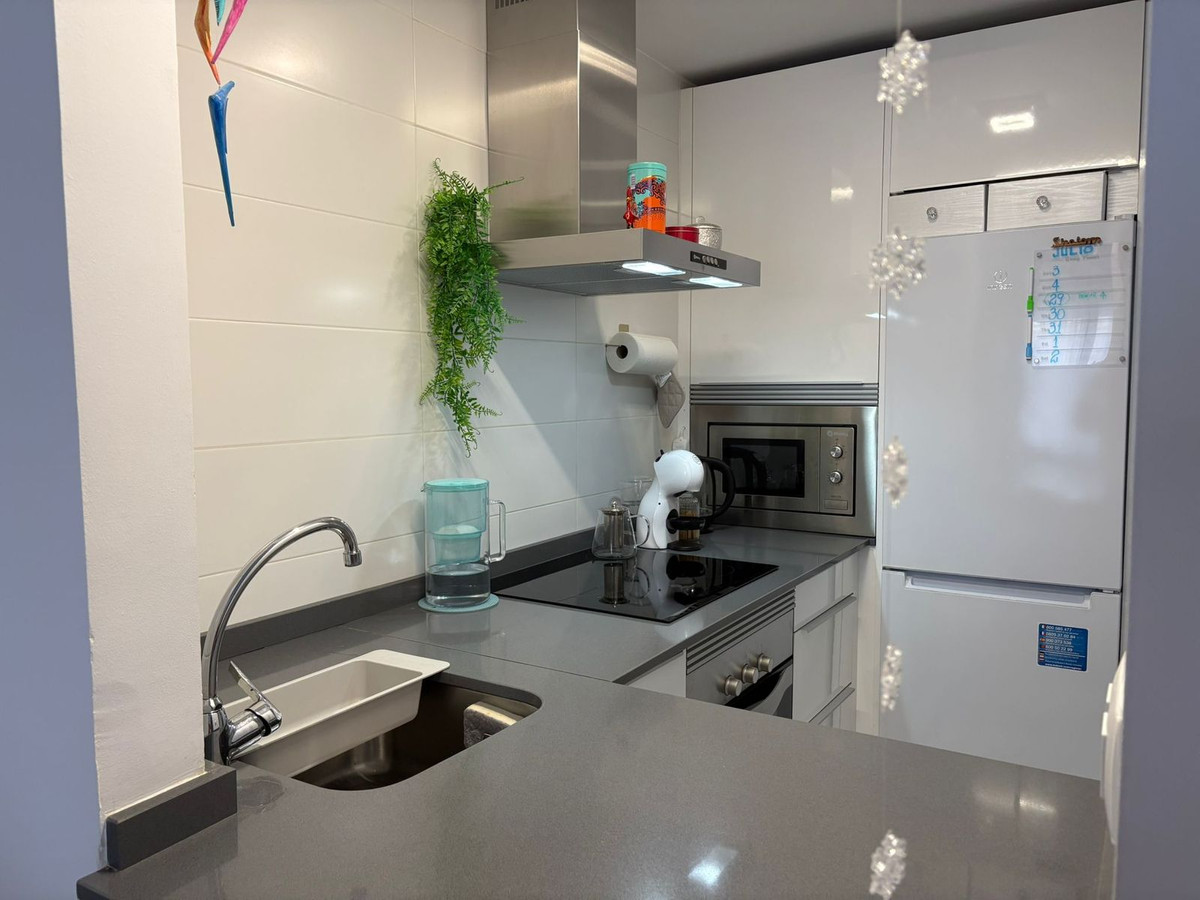 562918e72b0bf819327c6c568b531fb9 - 1