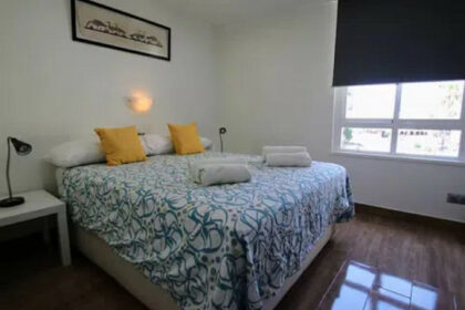 5a62b02b521048d75f7a1931e6016b41 - 15