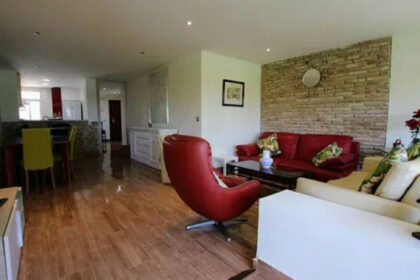 5a62b02b521048d75f7a1931e6016b41 - 5