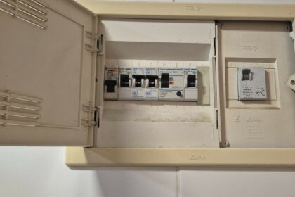 5a835bd6414d974a5a85cd632c2dc2f5 - 14