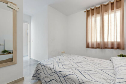 5aac084f772d64c605c7d2481d08e1d4 - 2