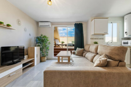 5aac084f772d64c605c7d2481d08e1d4 - 24