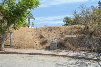 5b5744d0a1a3c65d283c137bad8f2645 - 7