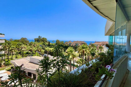 5b6a6ab10e0034af36c7036d434051dd - 1