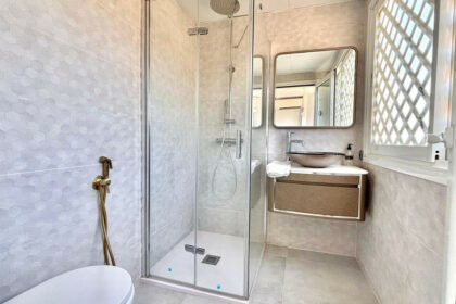 5b6a6ab10e0034af36c7036d434051dd - 10