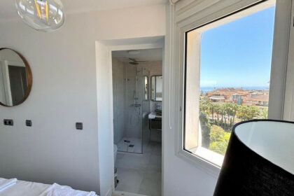 5b6a6ab10e0034af36c7036d434051dd - 11