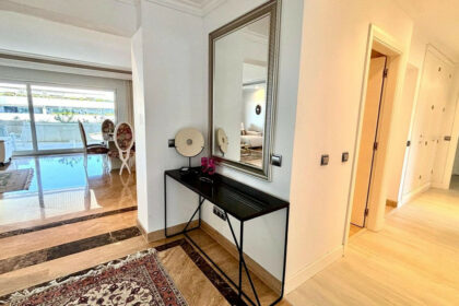 5b6a6ab10e0034af36c7036d434051dd - 12