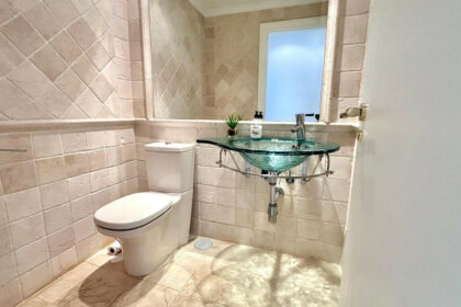 5b6a6ab10e0034af36c7036d434051dd - 13