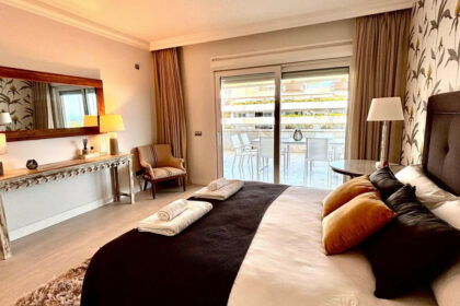 5b6a6ab10e0034af36c7036d434051dd - 19