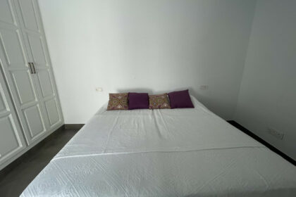 60016d1d6cbfa3ae4673ce2040b55228 - 30