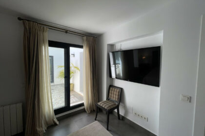 60016d1d6cbfa3ae4673ce2040b55228 - 38