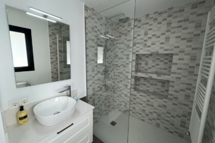 60016d1d6cbfa3ae4673ce2040b55228 - 42