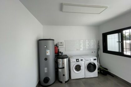 60016d1d6cbfa3ae4673ce2040b55228 - 50