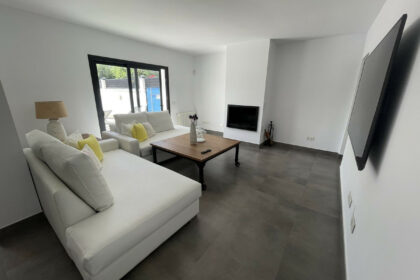 60016d1d6cbfa3ae4673ce2040b55228 - 9