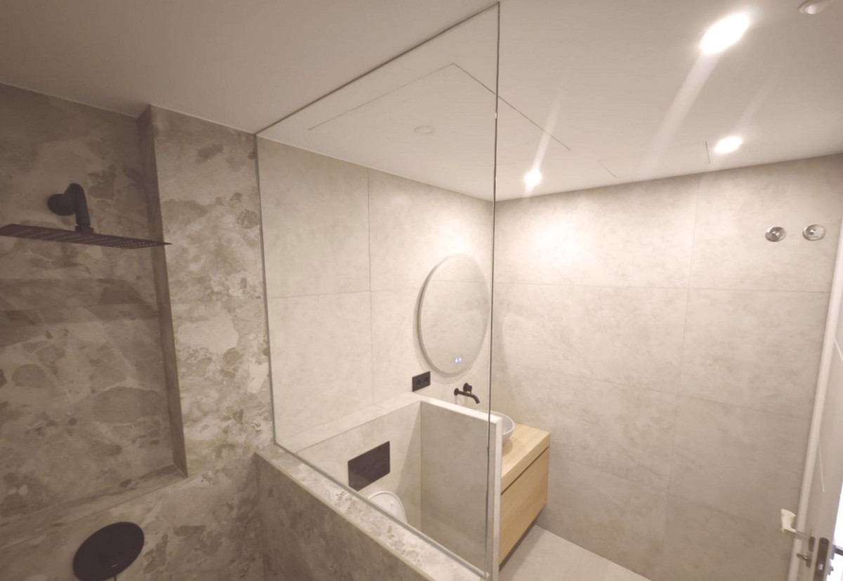 615f4f6cb51c1a66d5ee78ab52444e71 - 14