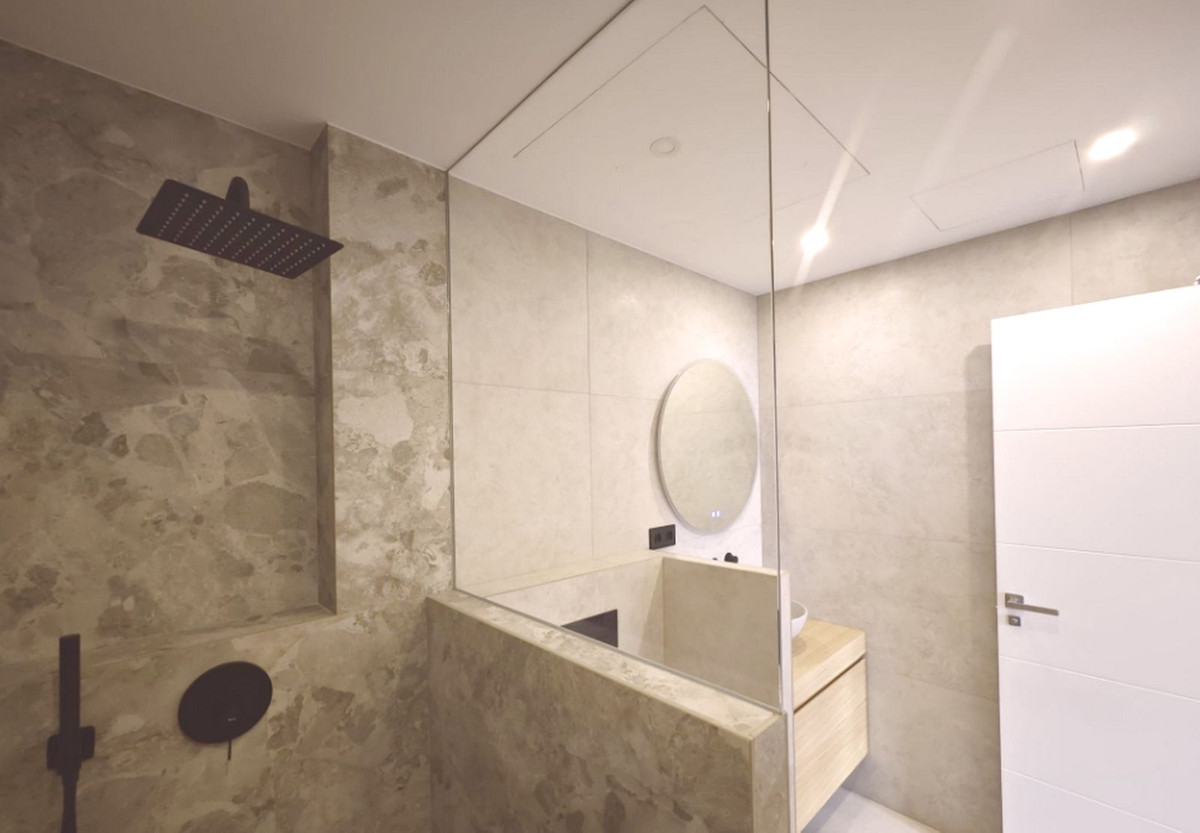 615f4f6cb51c1a66d5ee78ab52444e71 - 15