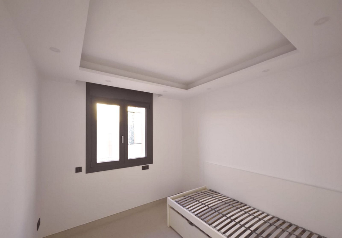 615f4f6cb51c1a66d5ee78ab52444e71 - 16