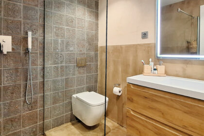 61d61dbb70170051b36baa85ac0dc9a0 - 14