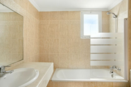 62996cb25d2494333fe54f52a621e5c7 - 11